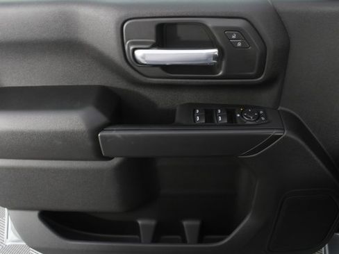 New 2026 GMC Sierra 2500 Pro w/ Convenience Package image 13