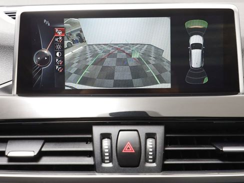 Used 2017 BMW X1 xDrive28i image 12