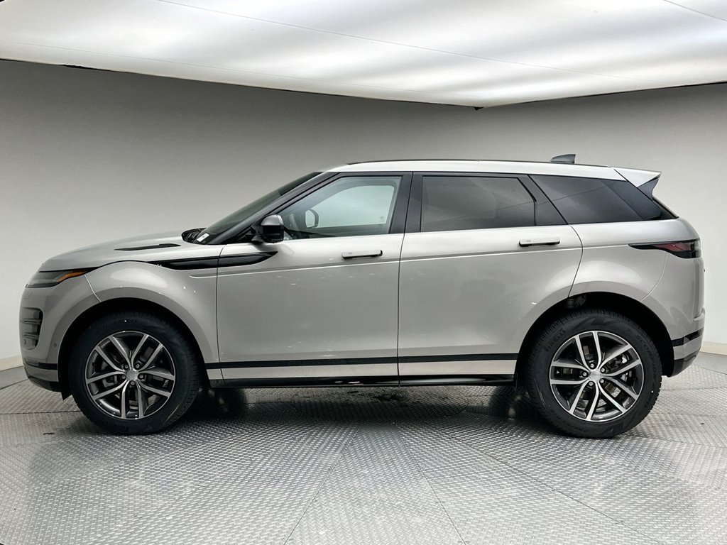 Used 2026 Land Rover Range Rover Evoque Dynamic SE AWD/4WD image 2