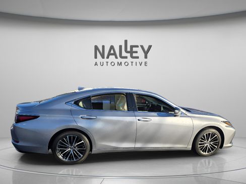 Certified 2022 Lexus ES 350 w/ Premium Package image 6