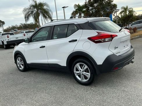 Used 2019 Nissan Kicks S w/ Exterior Package image 6