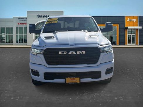 Used 2025 RAM 1500 Laramie AWD/4WD image 2