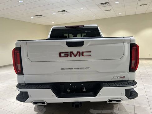 New 2026 GMC Sierra 1500 AT4 w/ AT4 Premium Package AWD/4WD image 4