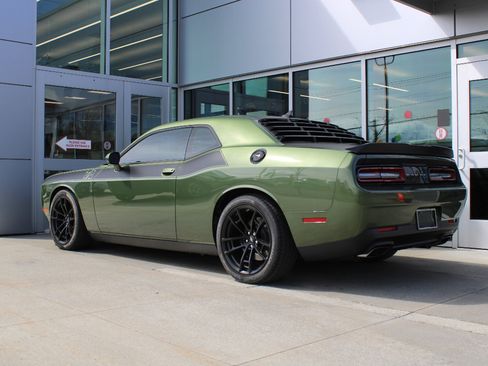 Used 2021 Dodge Challenger R/T Scat Pack w/ T/A Package image 6