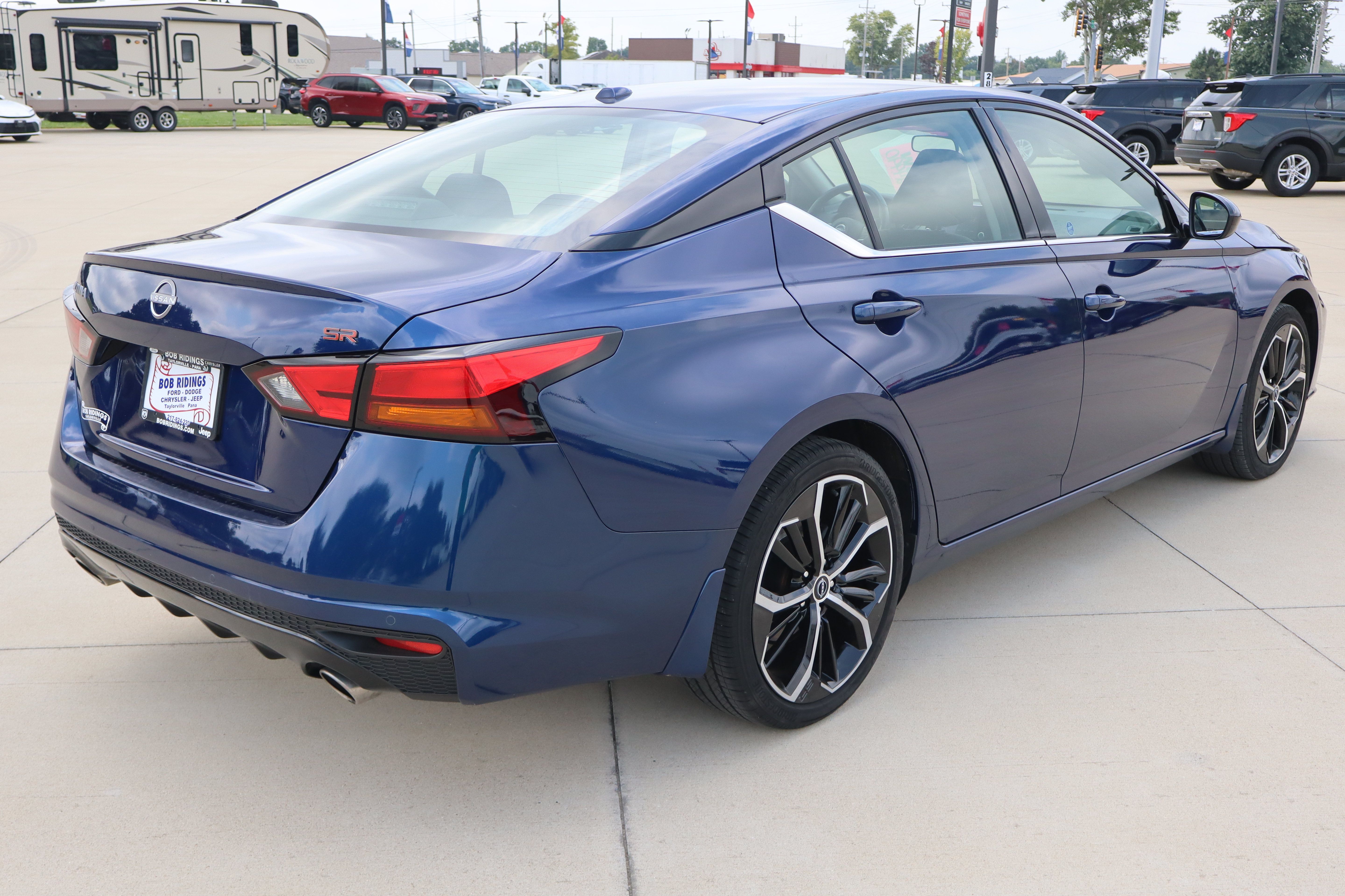 Used 2024 Nissan Altima 2.5 SR FWD image 5