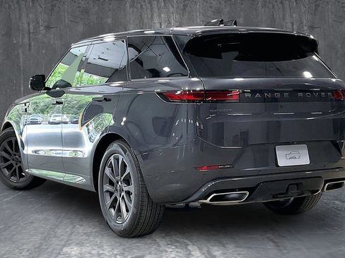 New 2026 Land Rover Range Rover Sport Dynamic SE AWD/4WD image 3
