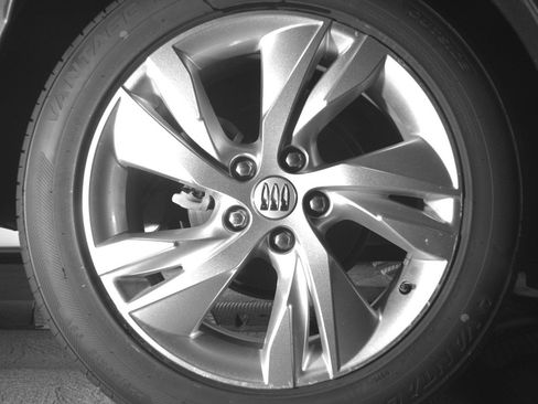 Used 2025 Buick Encore GX Preferred AWD/4WD image 15