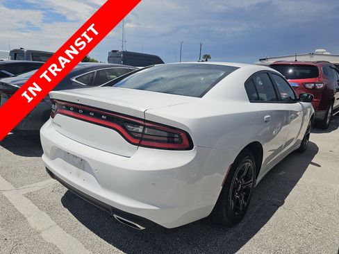 Used 2022 Dodge Charger SXT RWD image 4