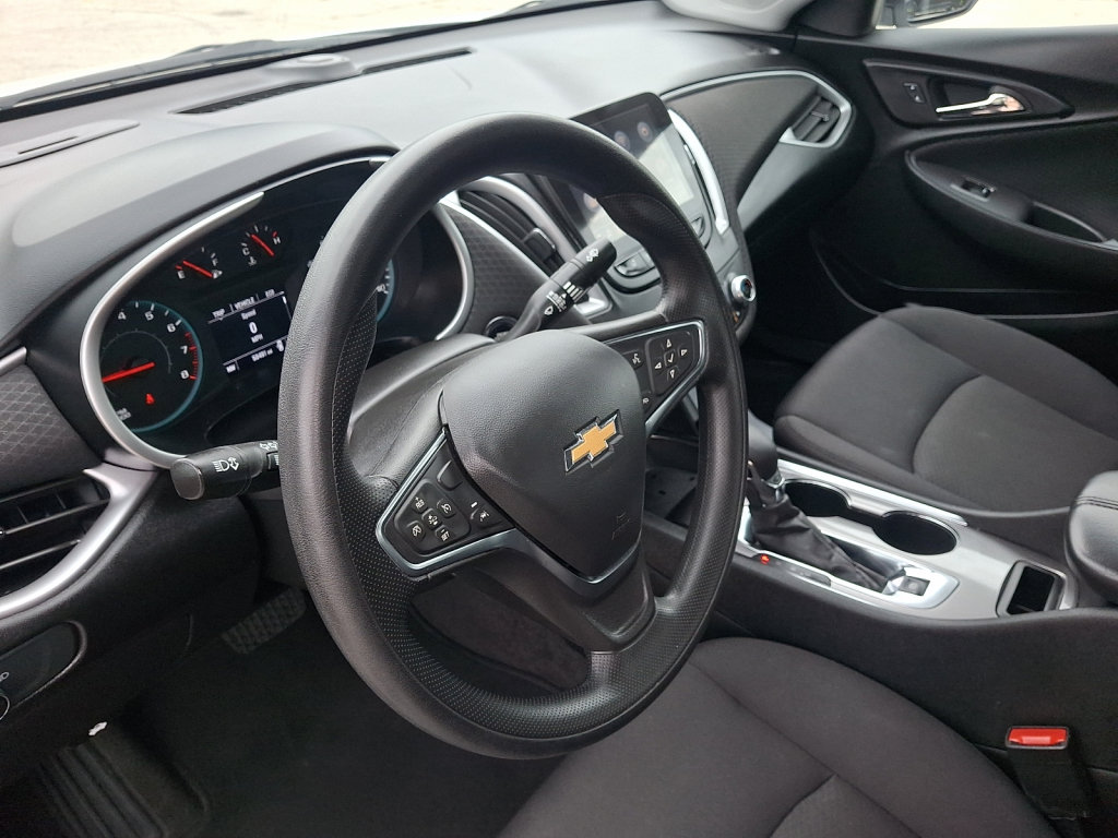 Used 2024 Chevrolet Malibu LT FWD image 25