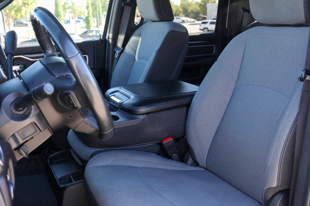 Used 2024 RAM 2500 Big Horn AWD/4WD image 13