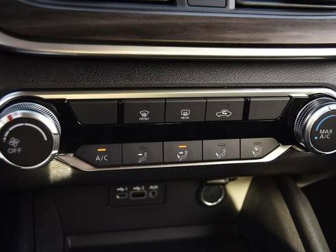 New 2025 Nissan Altima 2.5 SV image 15