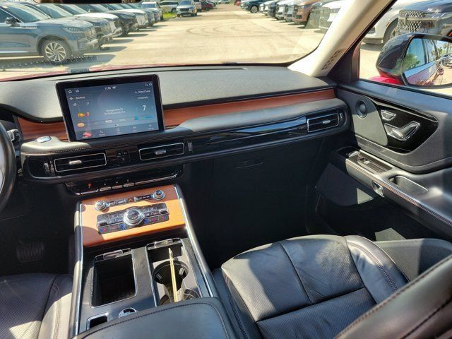 Used 2020 Lincoln Aviator Reserve w/ Elements Package Plus RWD image 22