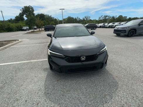 Used 2025 Honda Civic Sport Touring image 3