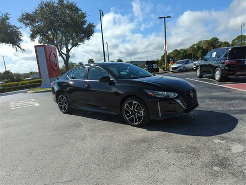 New 2025 Nissan Sentra SR w/ SR Premium Package image 2