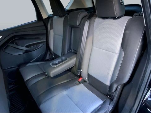 Used 2017 Ford Escape SE AWD/4WD image 19
