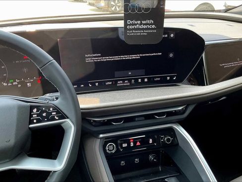 New 2025 Audi Q5 Prestige image 6