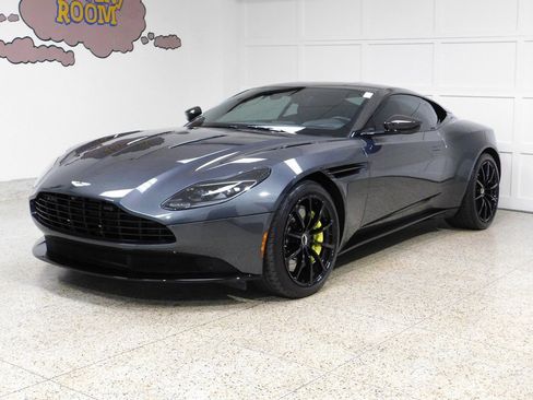 Used 2020 Aston Martin DB11 AMR image 10