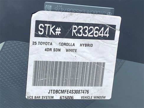 Certified 2025 Toyota Corolla LE image 35