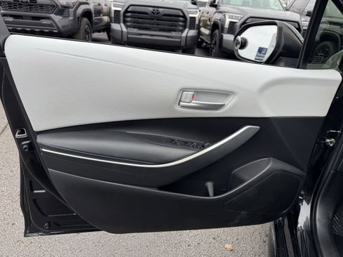 Used 2021 Toyota Corolla SE image 23