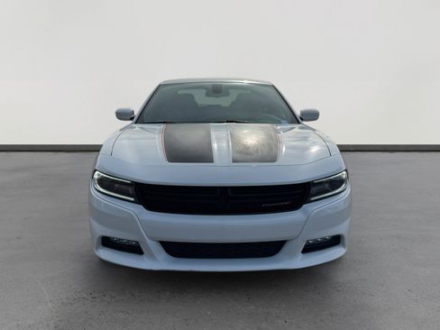 Used 2016 Dodge Charger SXT image 8