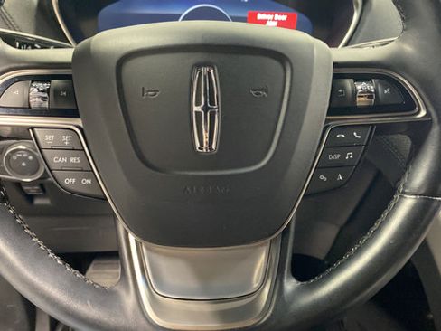 Used 2020 Lincoln Nautilus Premier w/ Equipment Group 101A AWD/4WD image 16