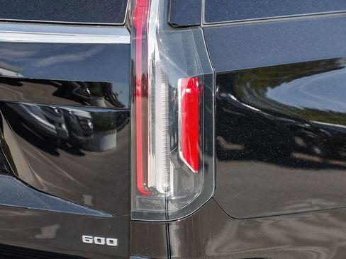 Used 2023 Cadillac Escalade ESV Premium Luxury w/ Performance Package image 8