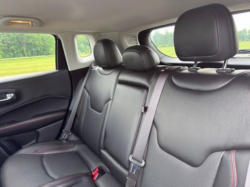 Used 2021 Jeep Compass Trailhawk AWD/4WD image 24