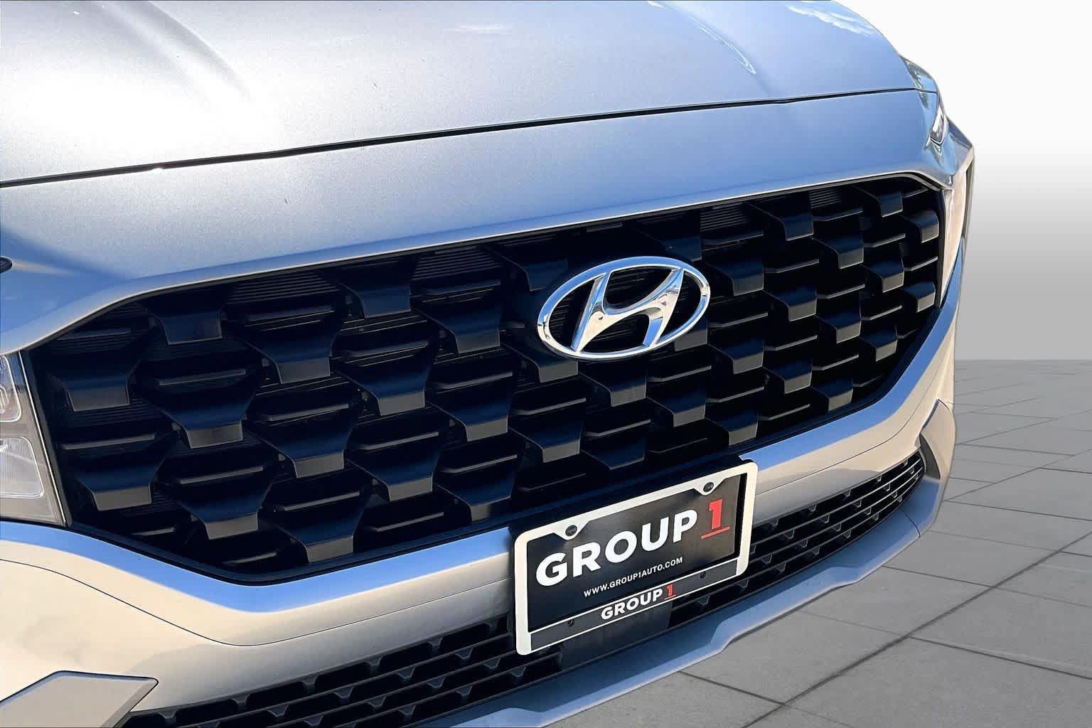 Used 2023 Hyundai Santa Fe SEL FWD image 30