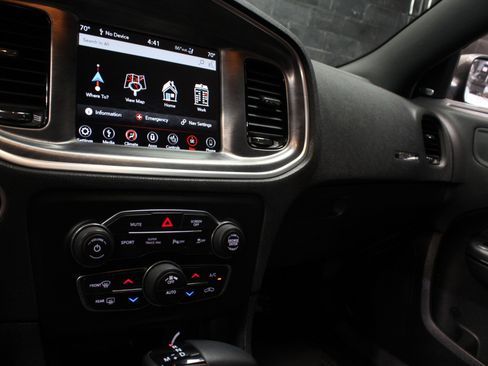 Used 2018 Dodge Charger R/T RWD image 57