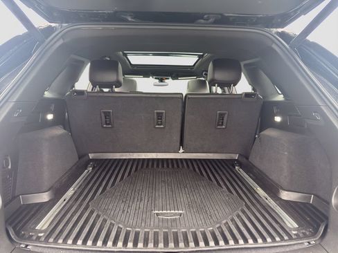 Used 2020 Cadillac XT5 Premium Luxury AWD/4WD image 27