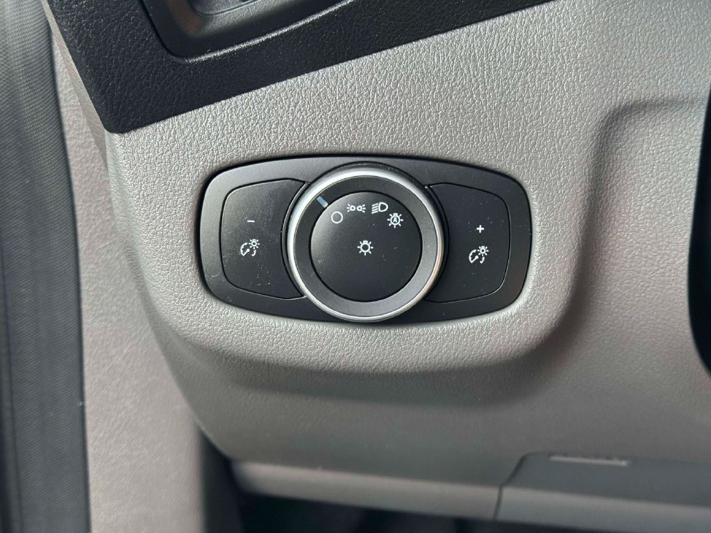 Used 2022 Ford Transit Connect XL FWD image 21