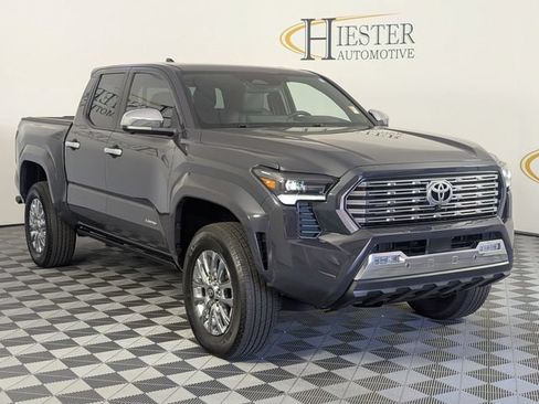 Used 2024 Toyota Tacoma Limited w/ Limited Package (LT) AWD/4WD image 2