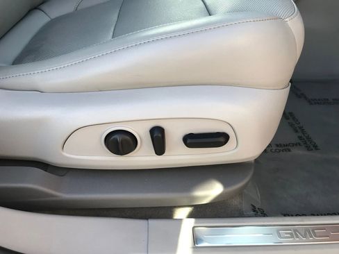 Used 2019 GMC Acadia SLT image 56