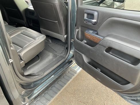 Used 2018 GMC Sierra 3500 Denali w/ Duramax Plus Package image 18