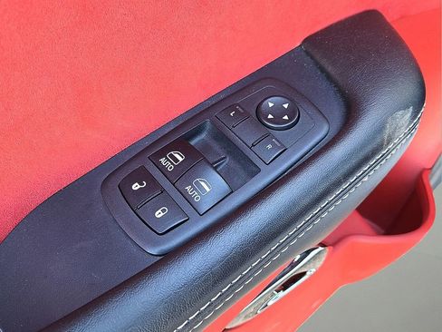 Used 2017 Dodge Challenger SRT Hellcat image 19