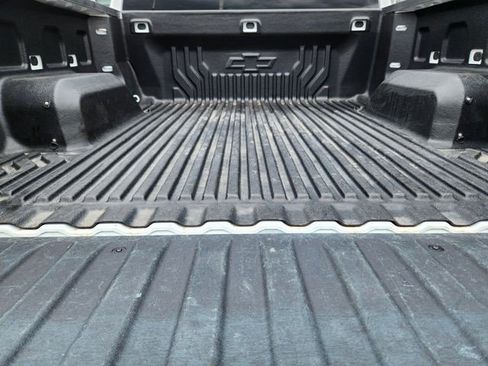 Used 2024 Chevrolet Silverado 1500 LT AWD/4WD image 15