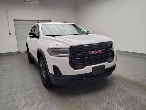 Used 2023 GMC Acadia SLE w/ Driver Convenience Package image 14