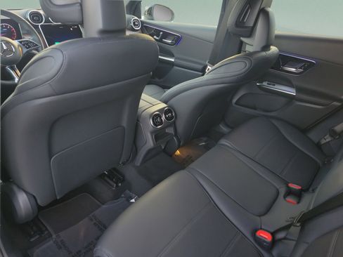 Certified 2026 Mercedes-Benz GLC 300 image 10