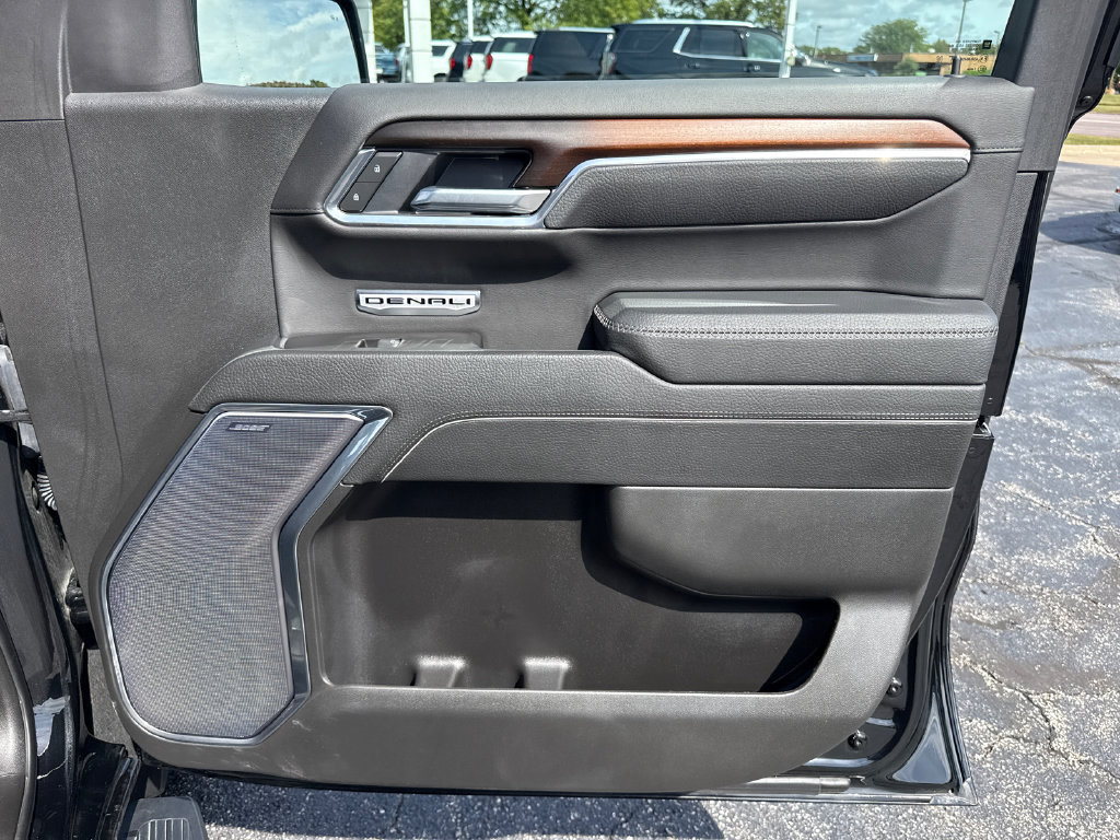 Certified 2025 GMC Sierra 1500 Denali AWD/4WD image 37