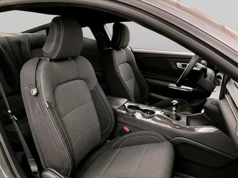Used 2024 Ford Mustang GT RWD image 7