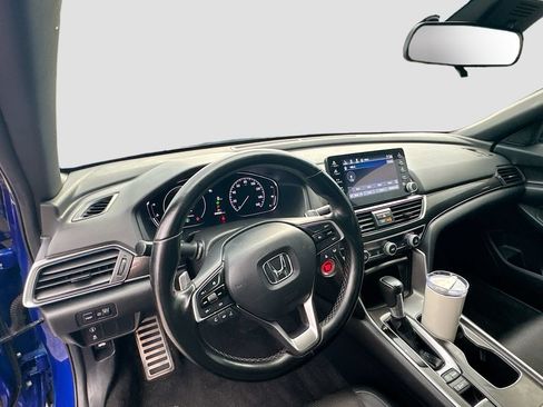 Used 2022 Honda Accord Sport image 11