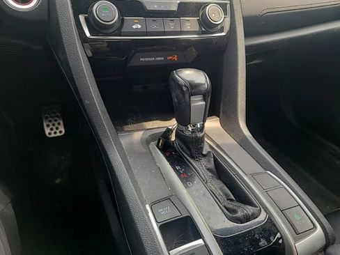 Used 2021 Honda Civic Sport image 16