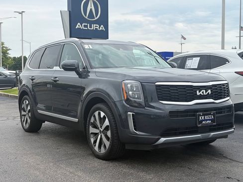Used 2021 Kia Telluride EX w/ EX Premium Package FWD image 3