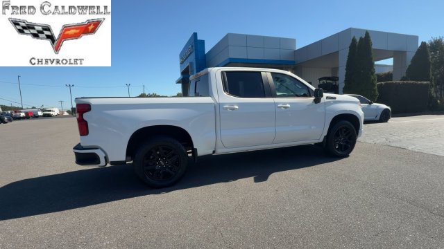 Used 2023 Chevrolet Silverado 1500 RST w/ Convenience Package II AWD/4WD image 3