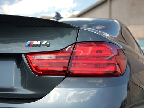 Used 2015 BMW M4 Coupe RWD image 40