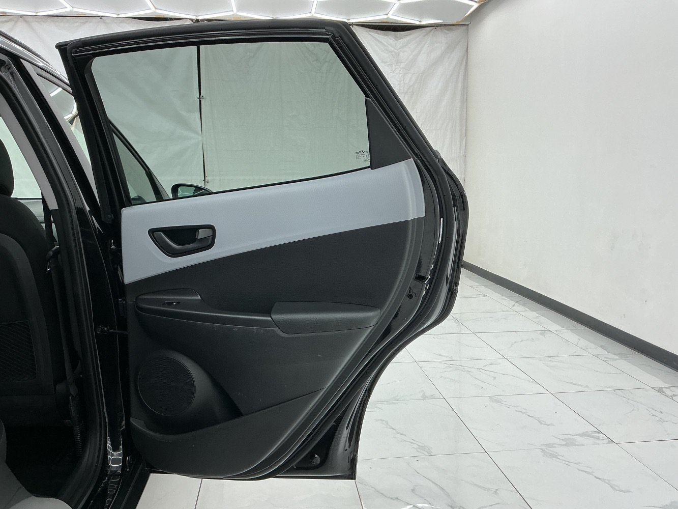 Used 2019 Hyundai Kona SEL FWD image 25