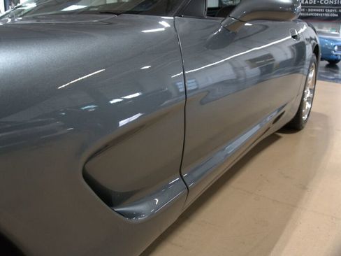 Used 2003 Chevrolet Corvette Convertible w/ Preferred Equipment Group1 image 16