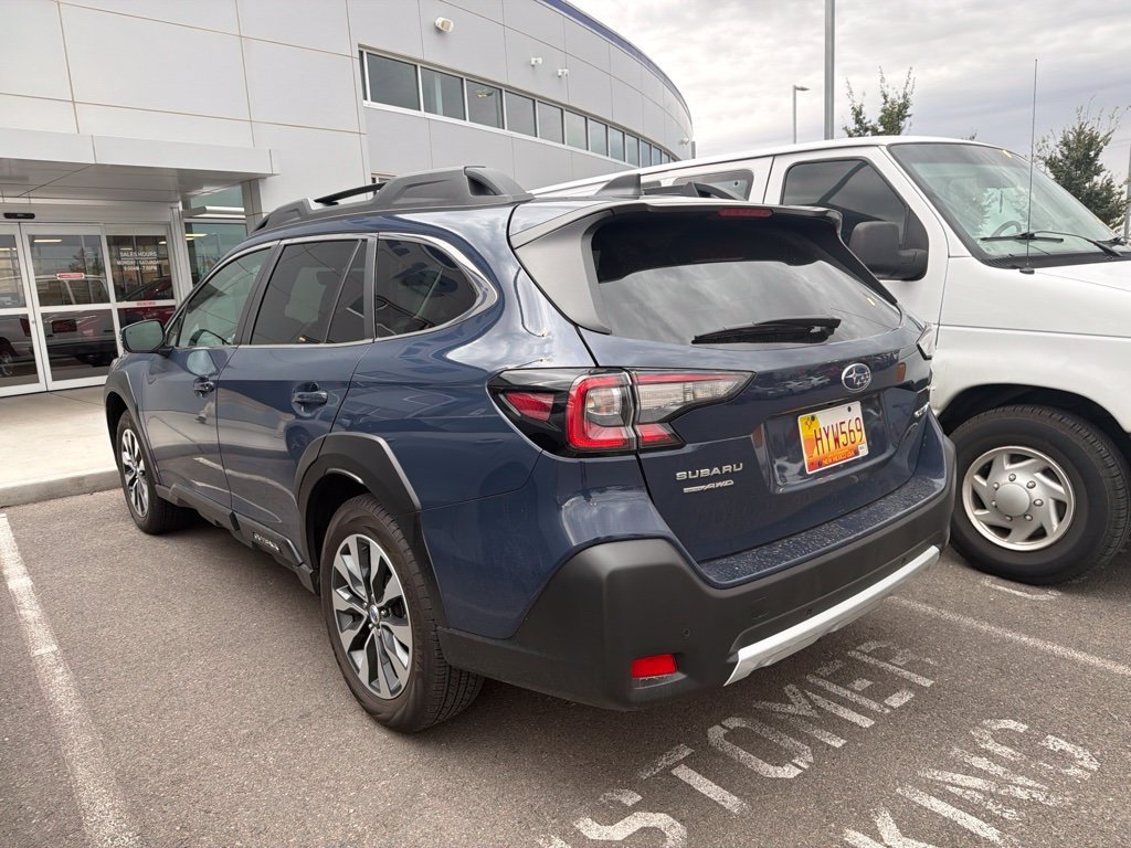Used 2024 Subaru Outback Limited AWD/4WD image 5