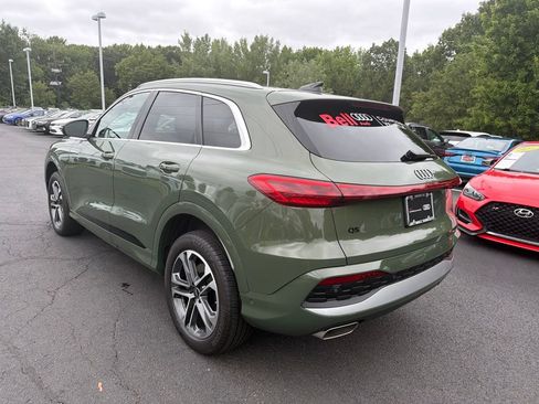 Used 2025 Audi Q5 Premium w/ Convenience Package AWD/4WD image 7