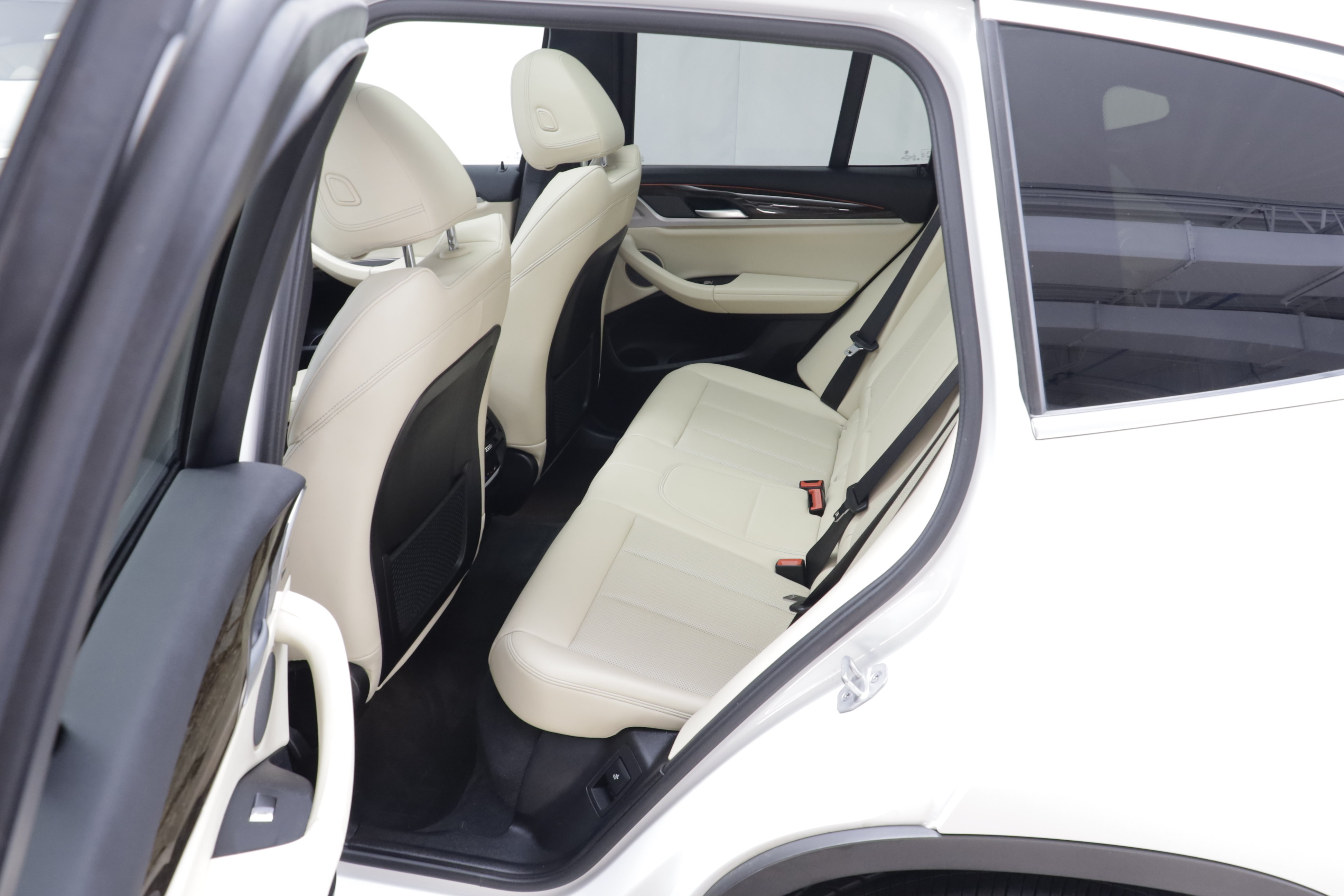 Used 2023 BMW X3 xDrive30i w/ Premium Package AWD/4WD image 15